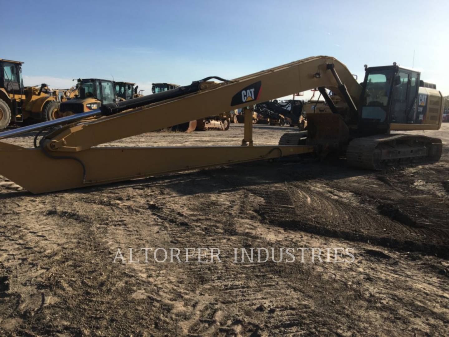 2015 Caterpillar 329FL LR Excavator