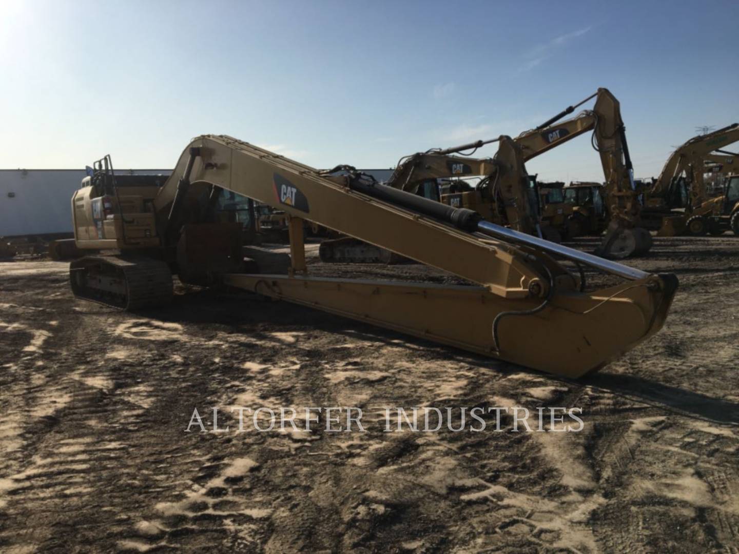 2015 Caterpillar 329FL LR Excavator