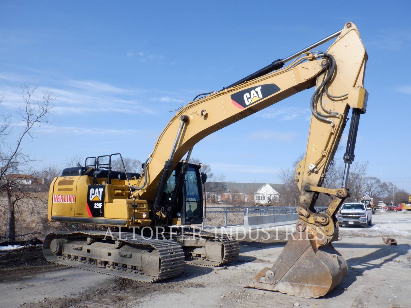 2015 Caterpillar 329FL Excavator