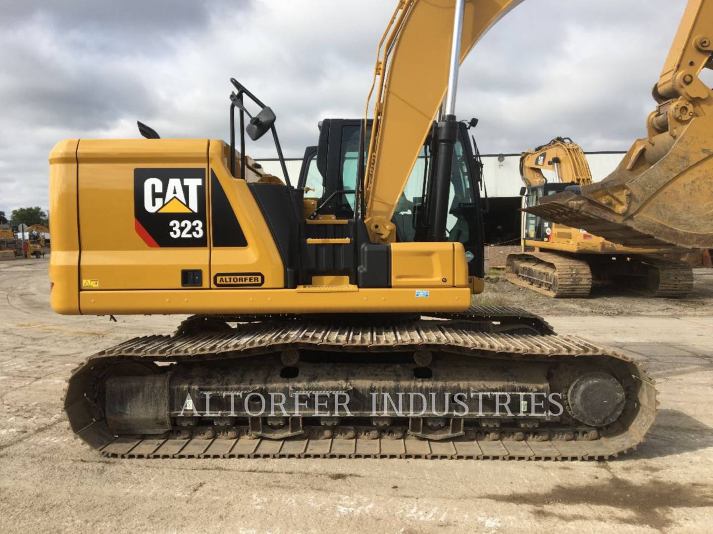 2018 Caterpillar 323-07 Excavator