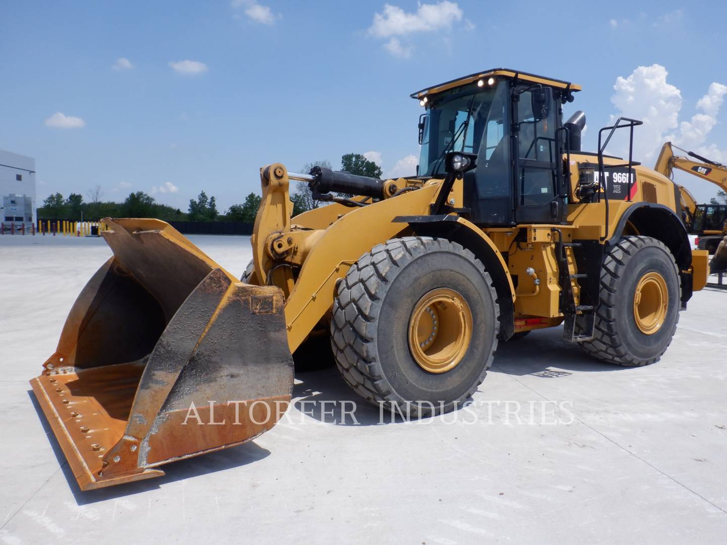 2017 Caterpillar 966M XE Wheel Loader