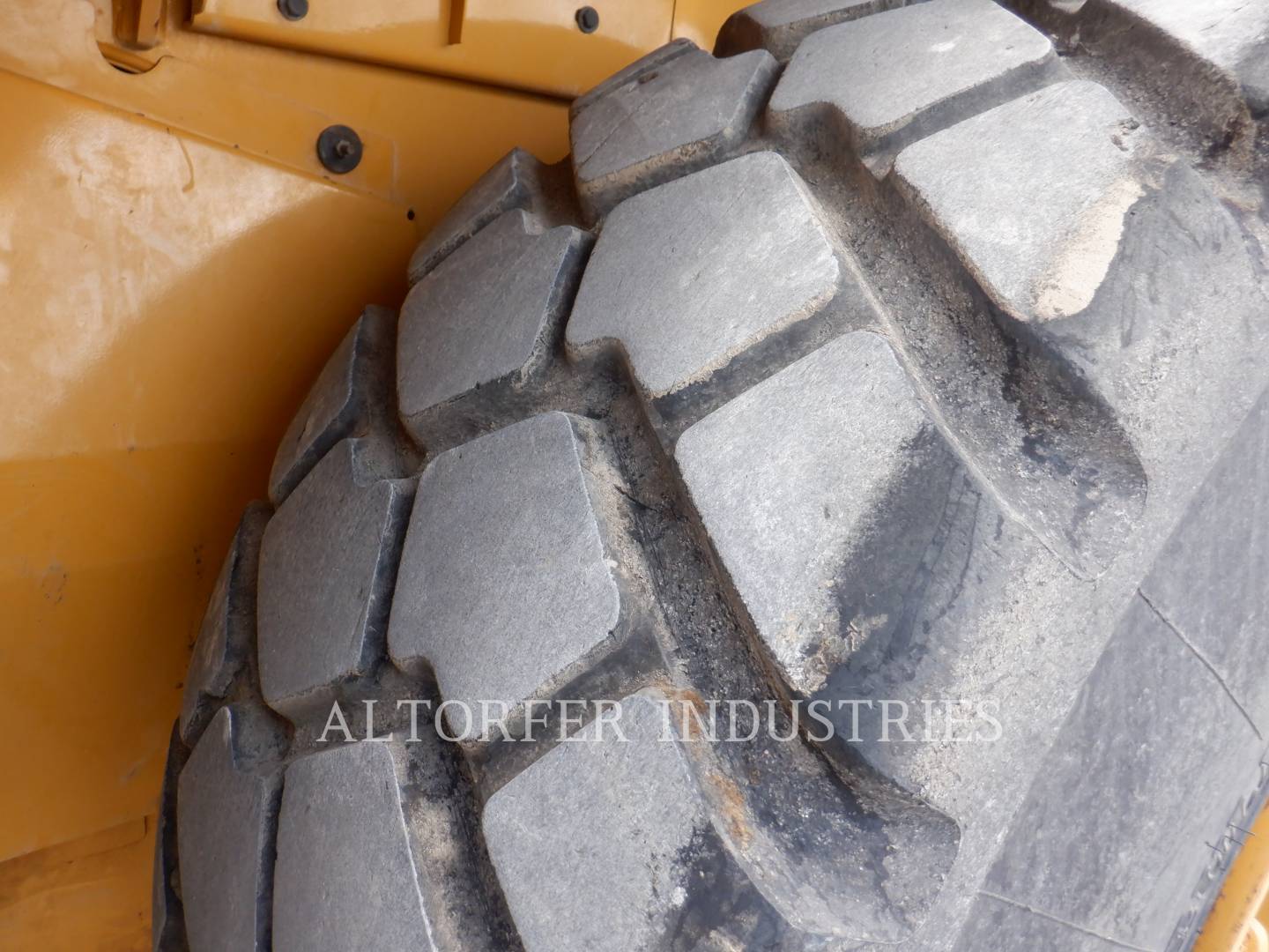 2017 Caterpillar 966M XE Wheel Loader