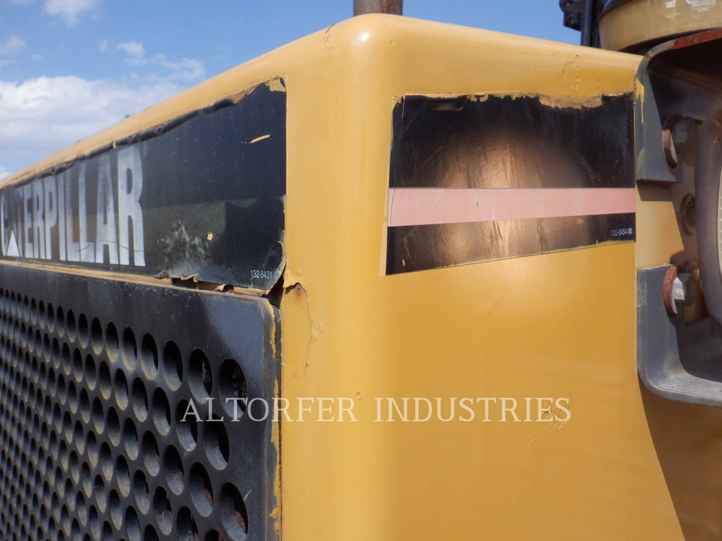 1998 Caterpillar D6M Dozer