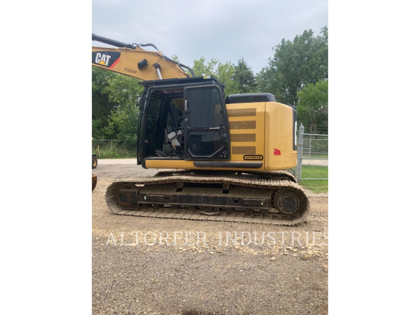 2015 Caterpillar 320EL RRTH Excavator