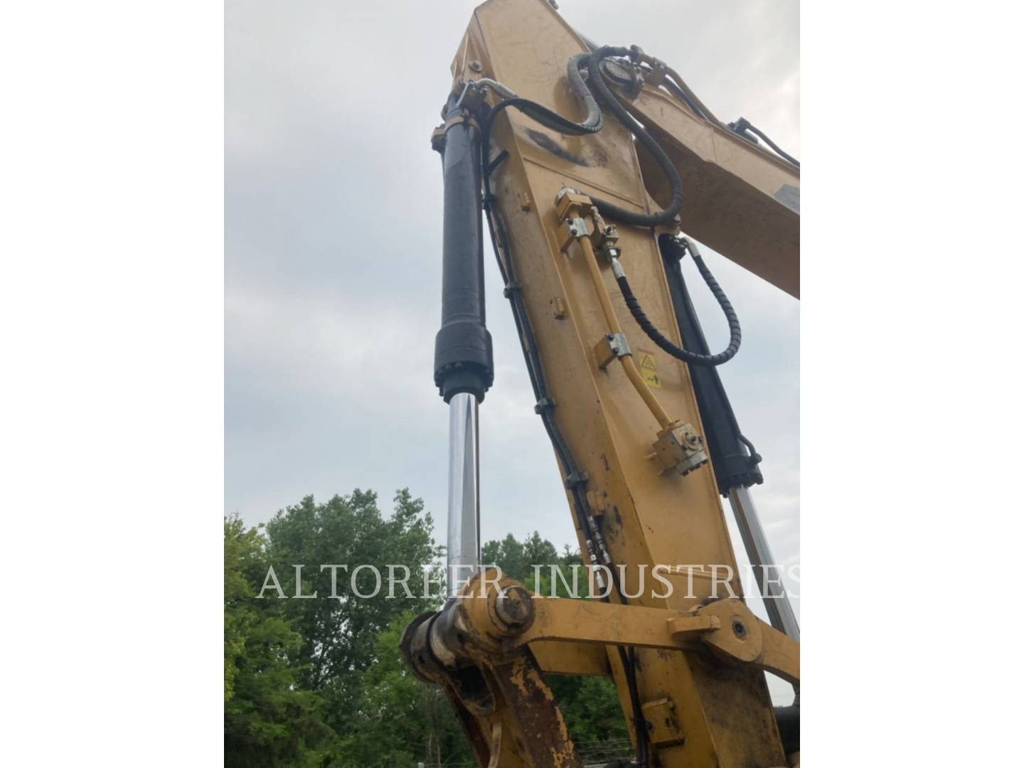 2015 Caterpillar 320EL RRTH Excavator