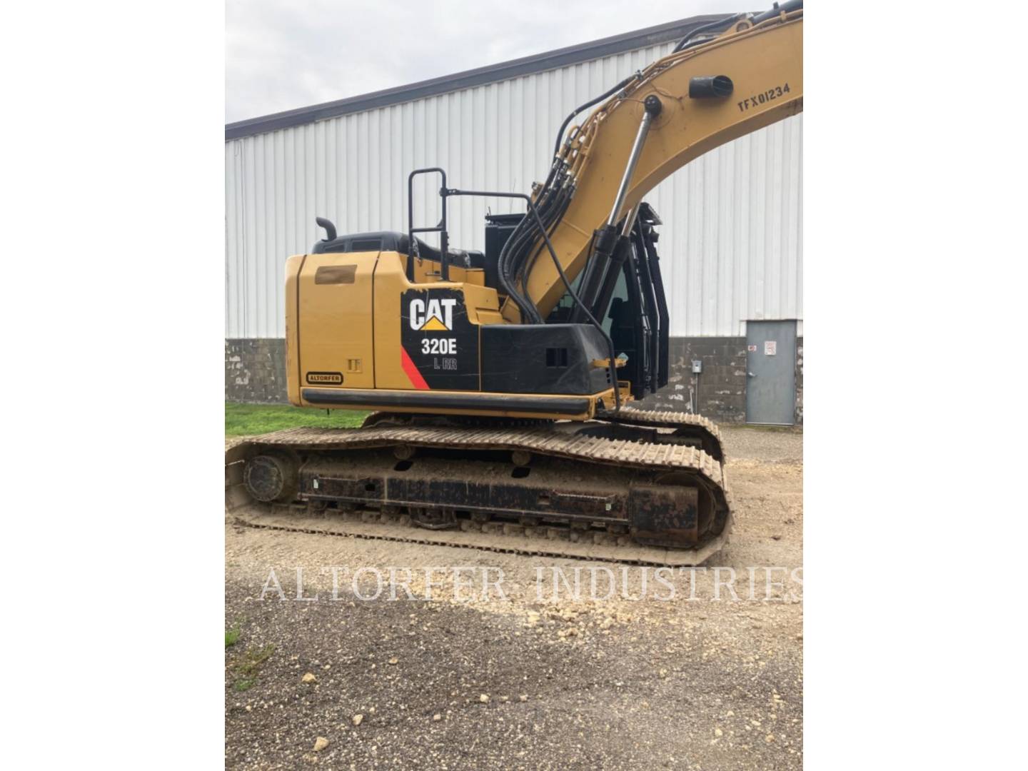 2015 Caterpillar 320EL RRTH Excavator