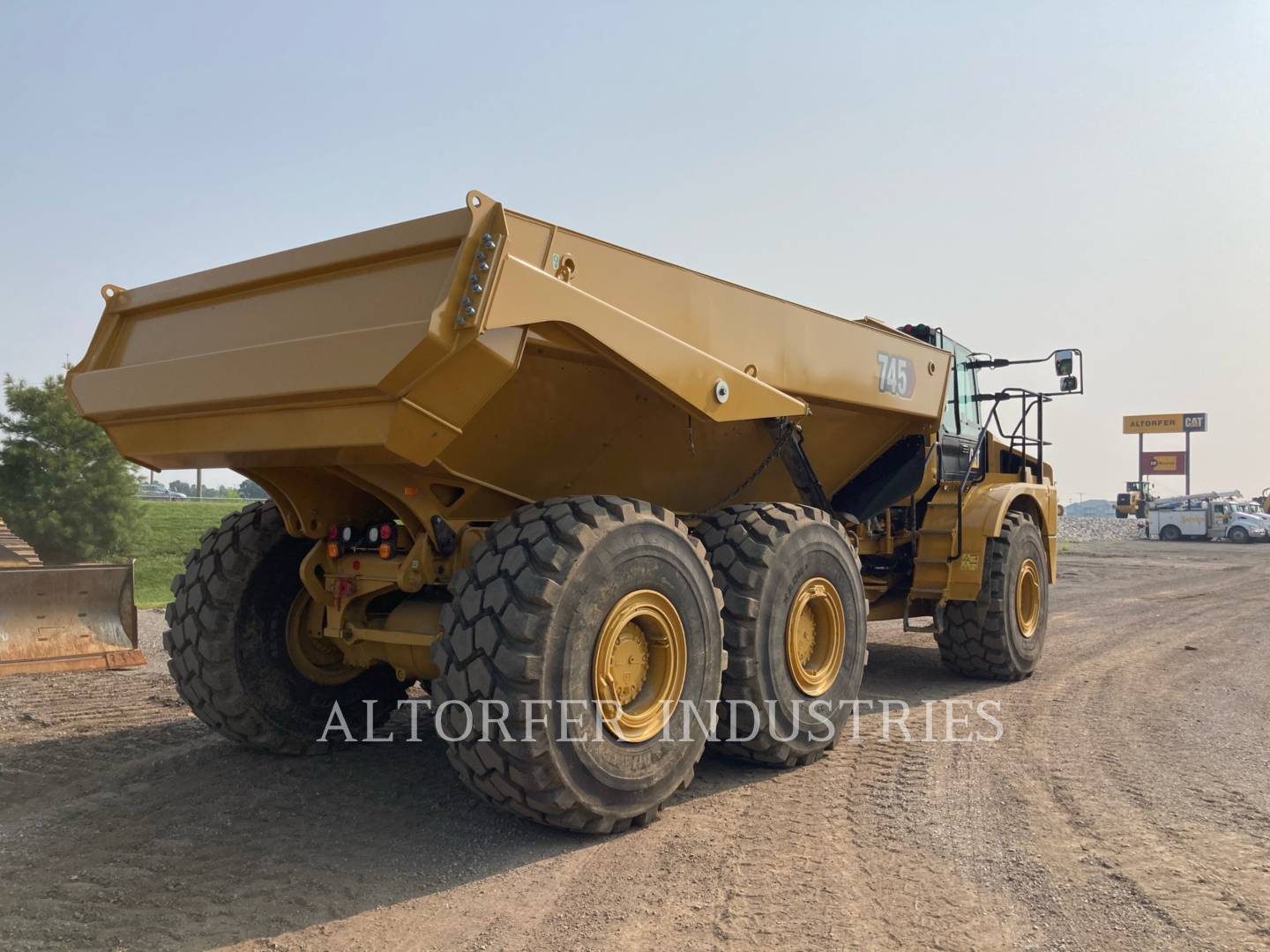 2019 Caterpillar 745-04 Articulated Truck