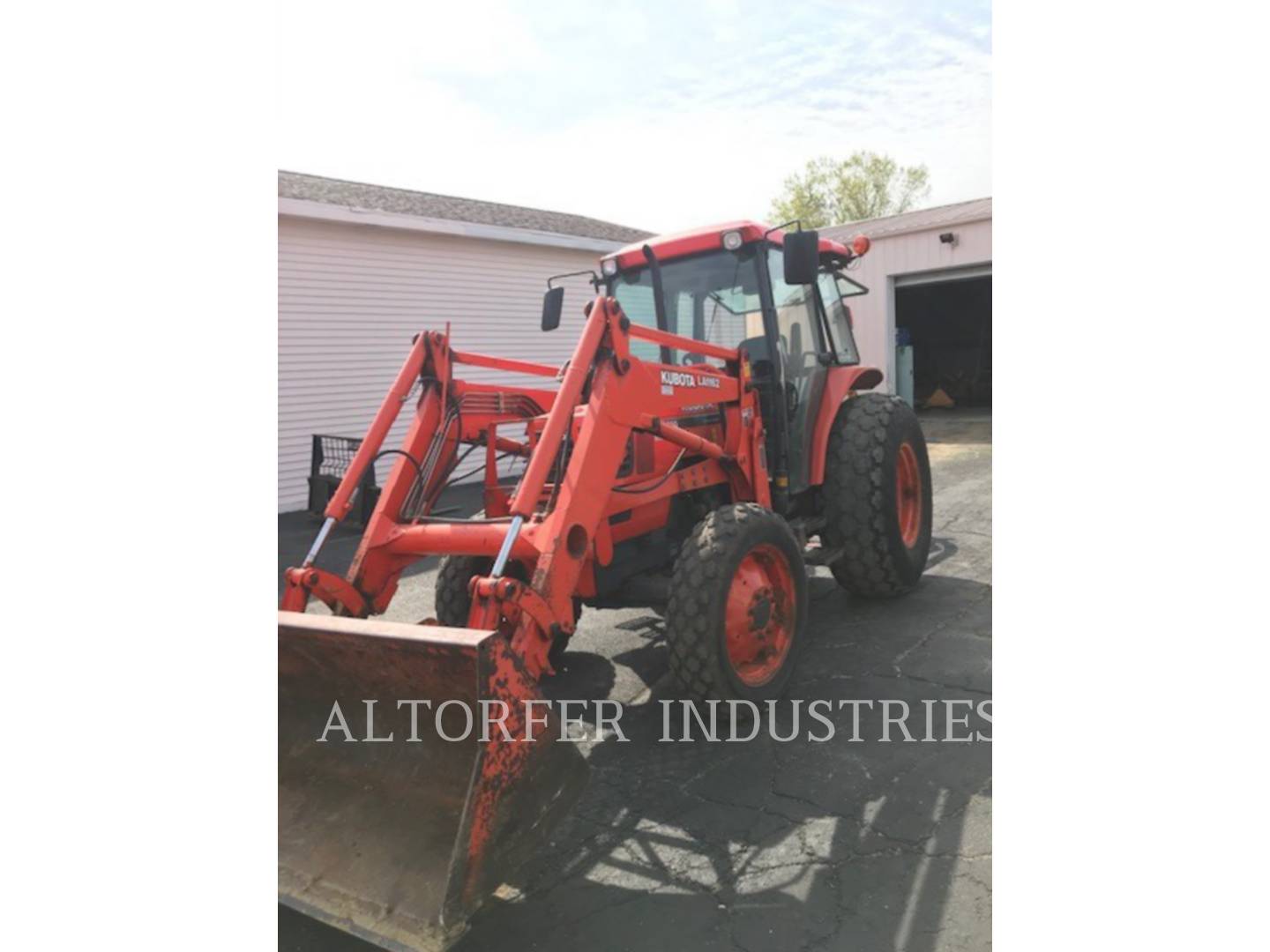 2000 Kubota SVL-75 2 Skid Steer Loader