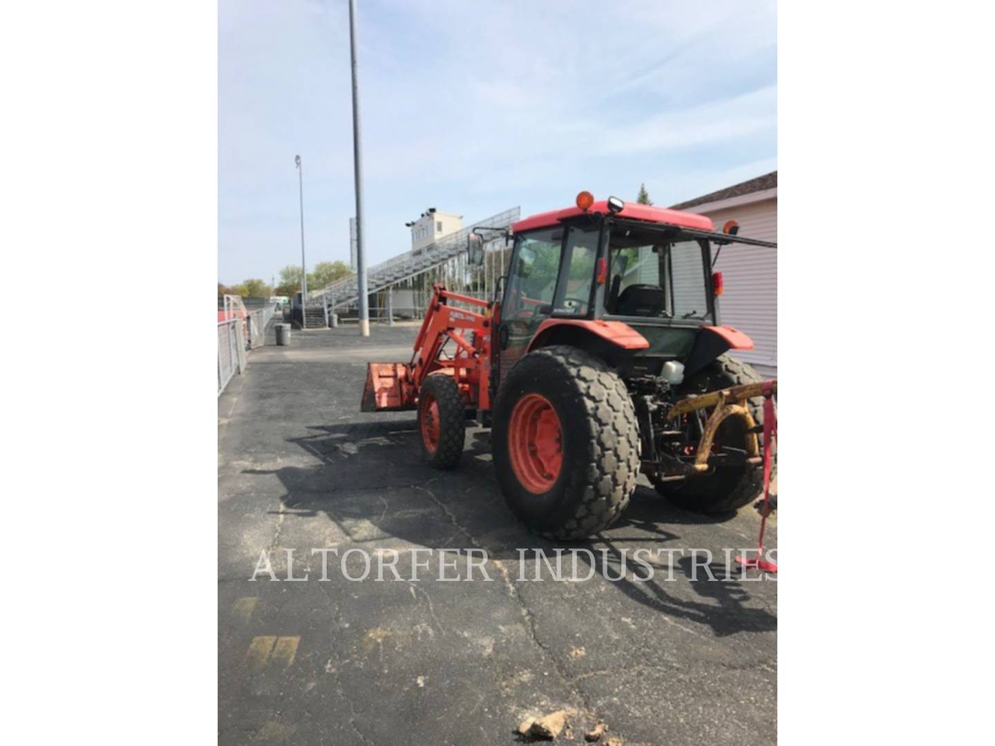 2000 Kubota SVL-75 2 Skid Steer Loader