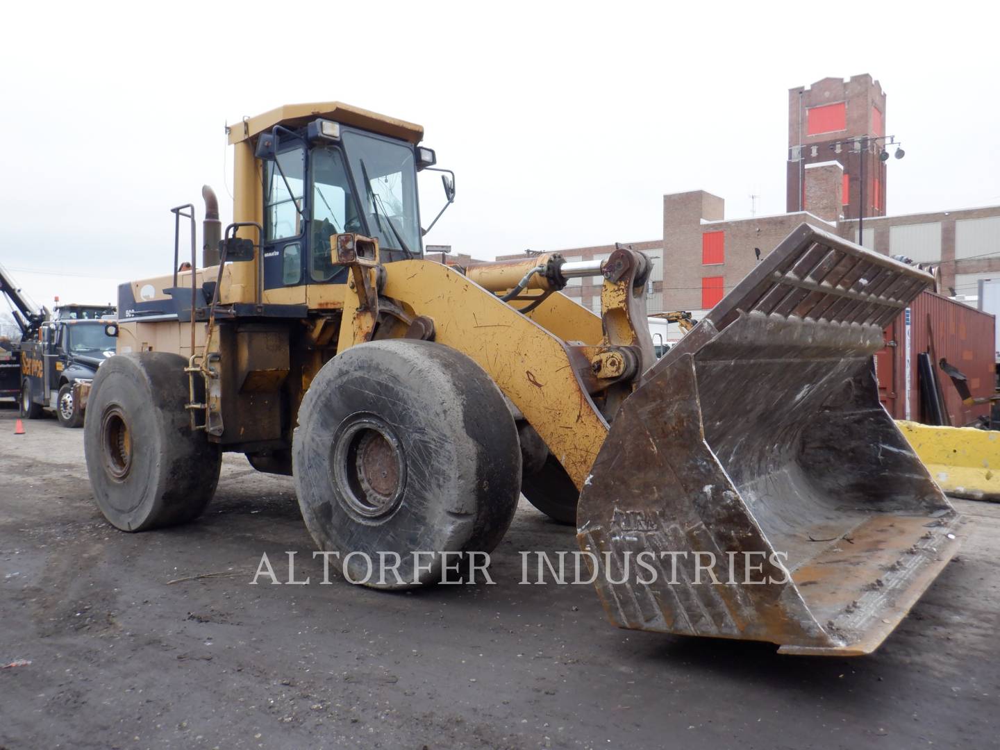 1992 Komatsu WA500 Wheel Loader