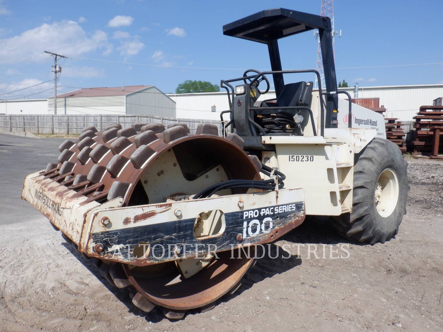 1997 Ingersoll-Rand SD100F Compactor