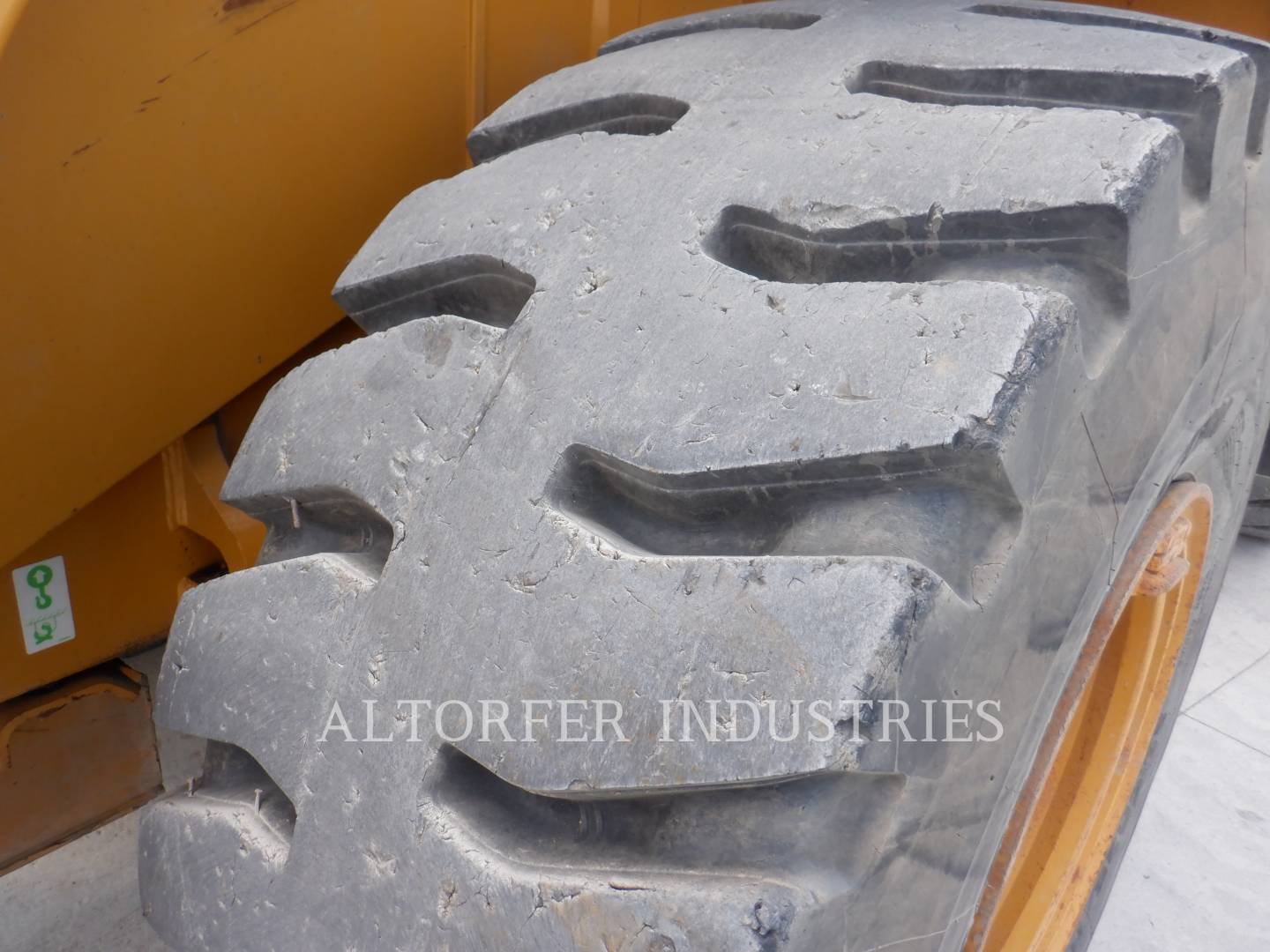 2015 Caterpillar 950M Wheel Loader