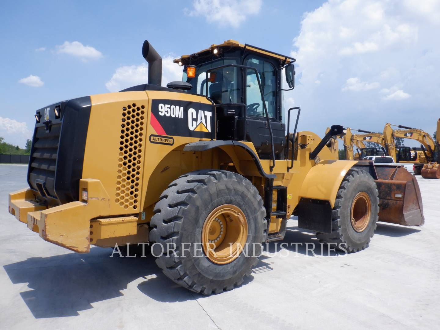 2015 Caterpillar 950M Wheel Loader