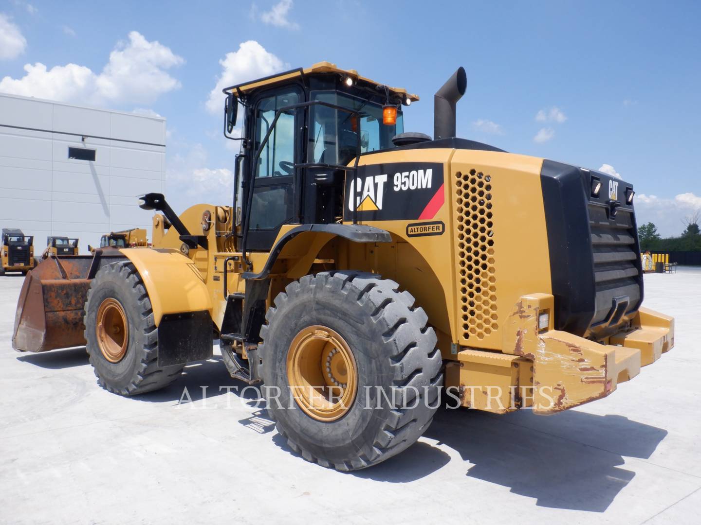 2015 Caterpillar 950M Wheel Loader