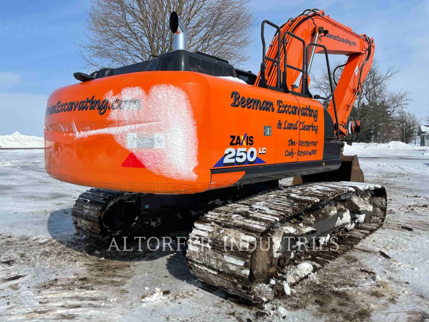 2019 Hitachi ZX250LC-6N Excavator