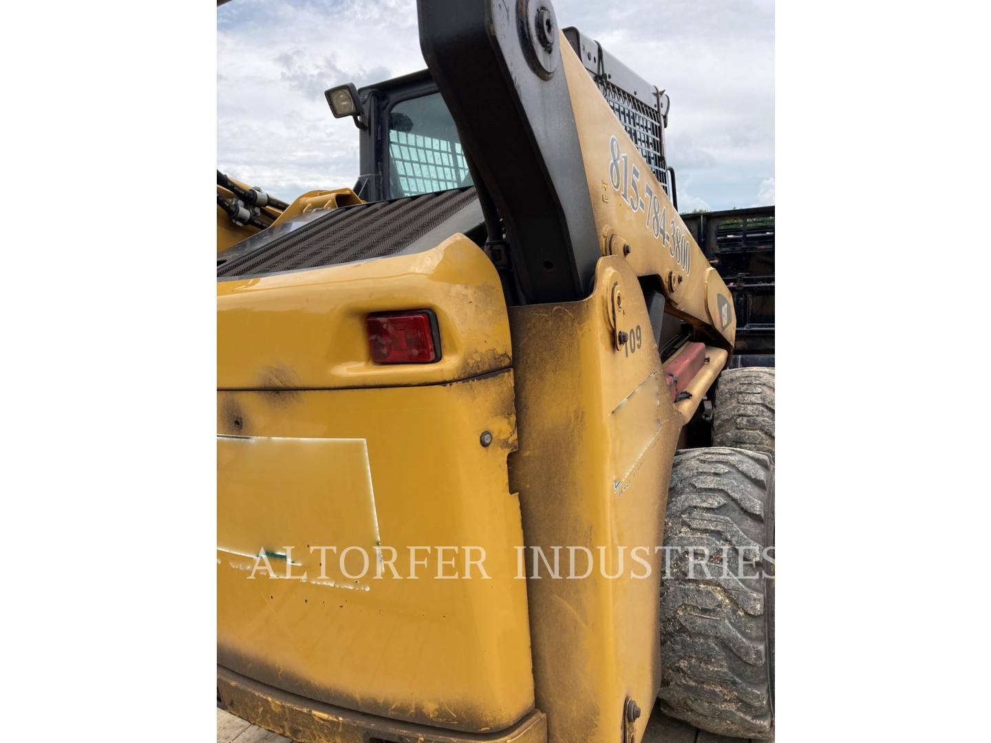 2012 Caterpillar 252B3 2AIH Skid Steer Loader