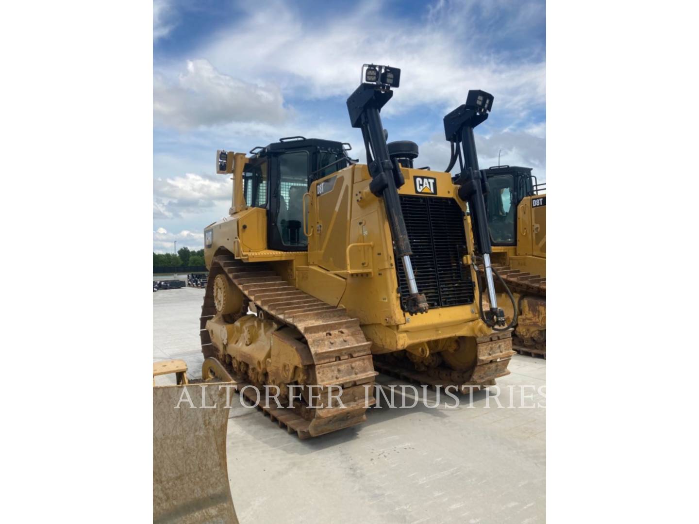 2017 Caterpillar D8T W Dozer