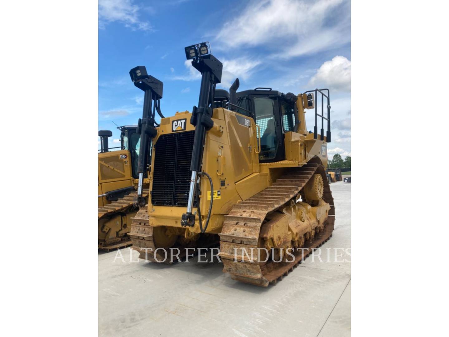 2017 Caterpillar D8T W Dozer