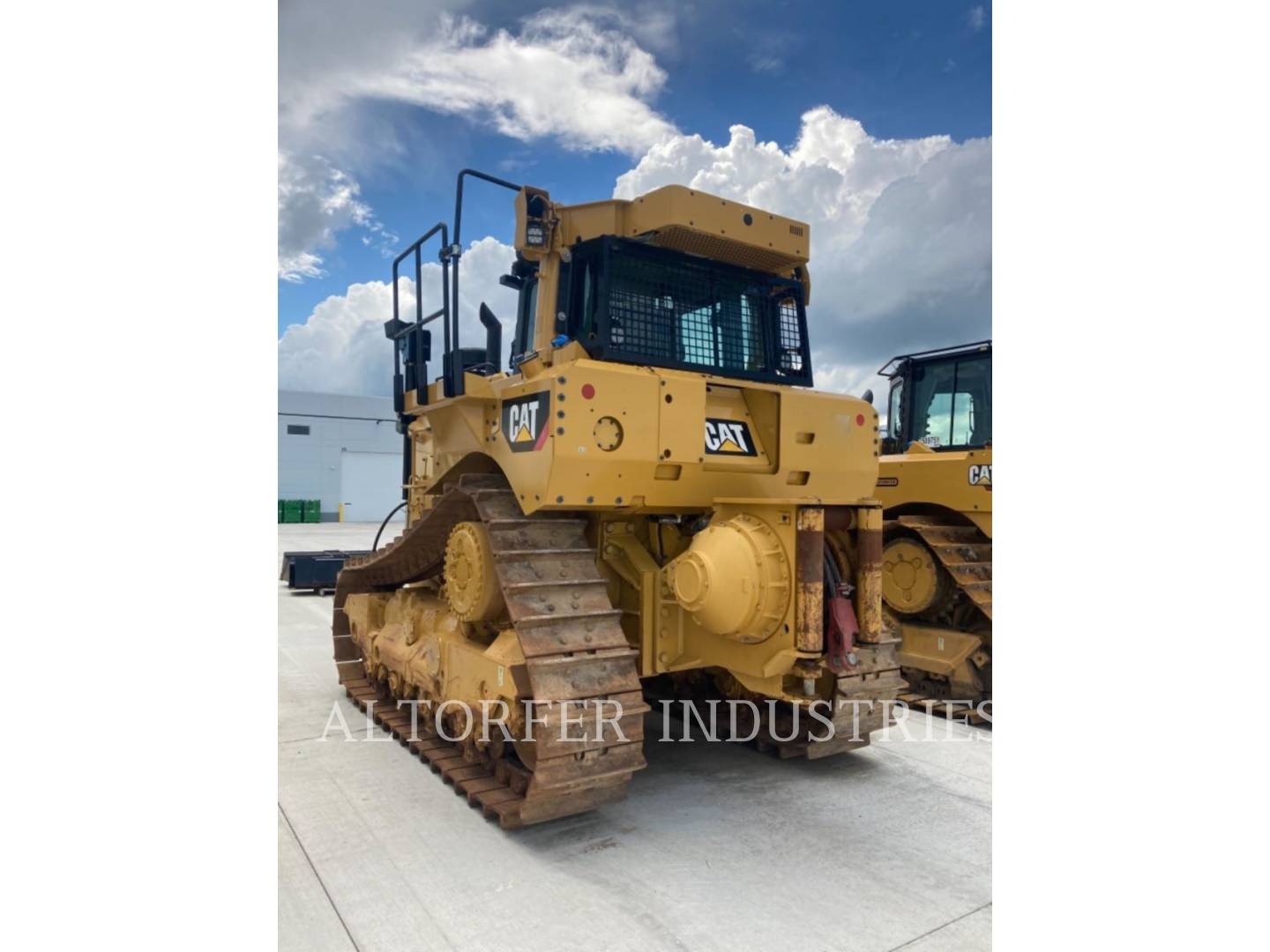 2017 Caterpillar D8T W Dozer