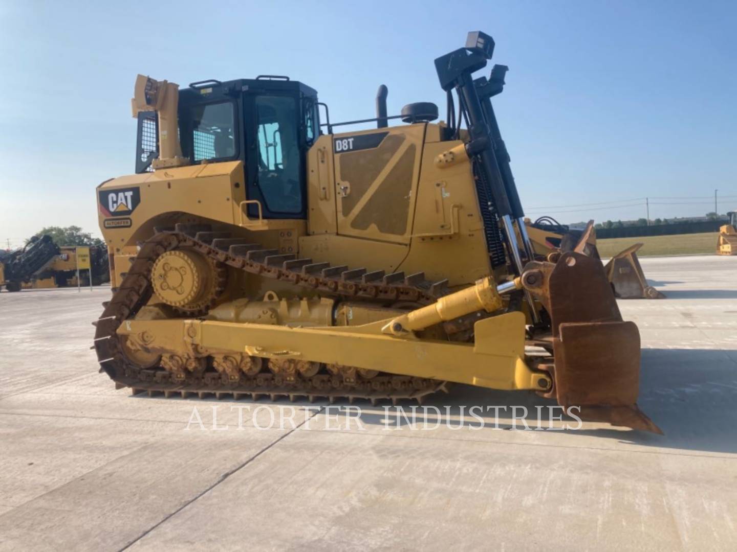 2017 Caterpillar D8T W Dozer