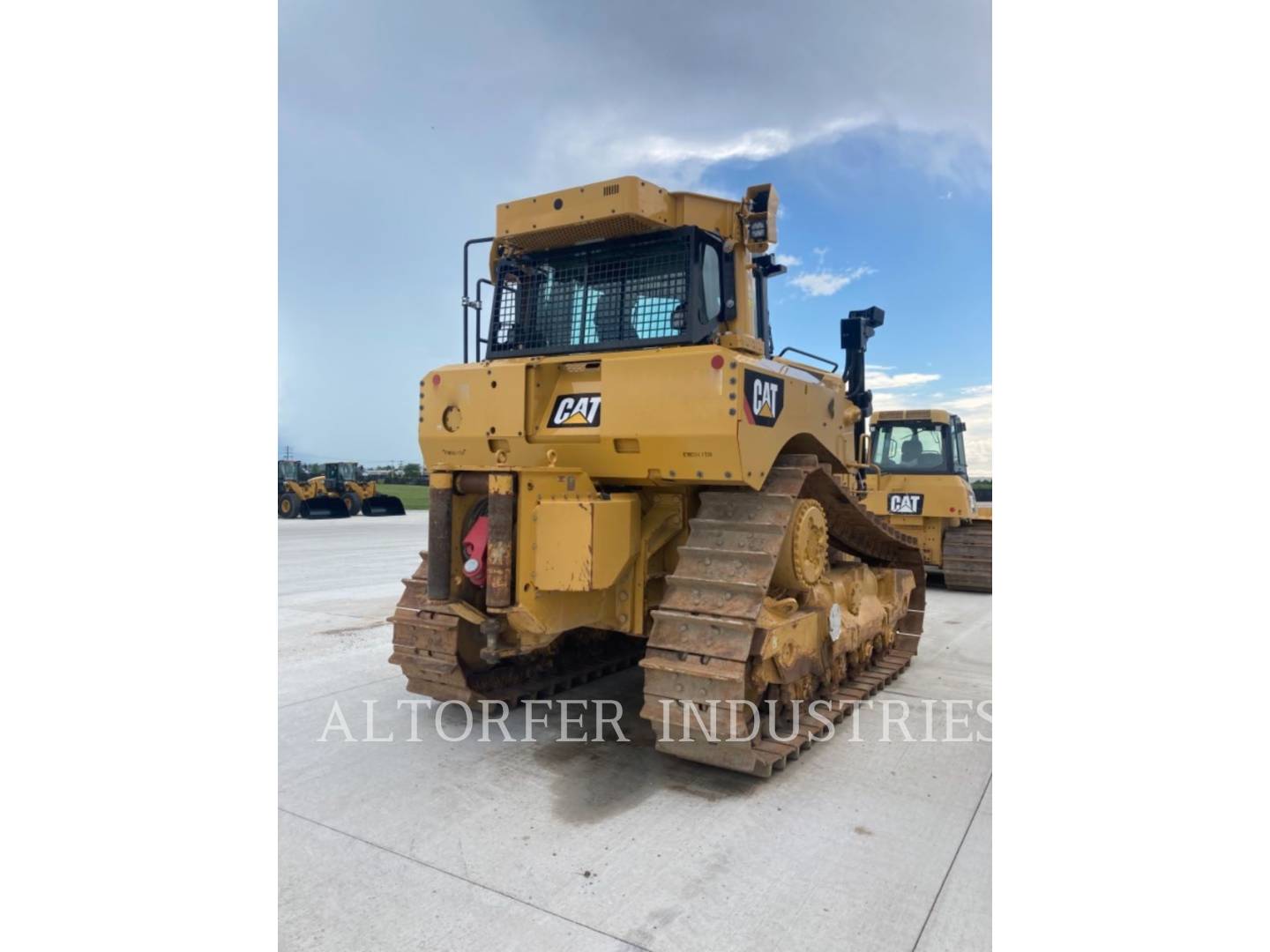 2017 Caterpillar D8T W Dozer