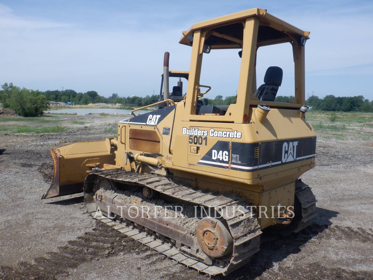 2002 Caterpillar D4G Dozer