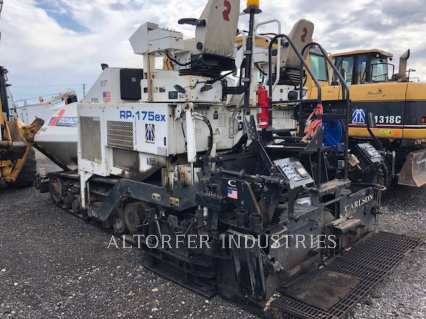 2015 Roadtec RP175 Paver