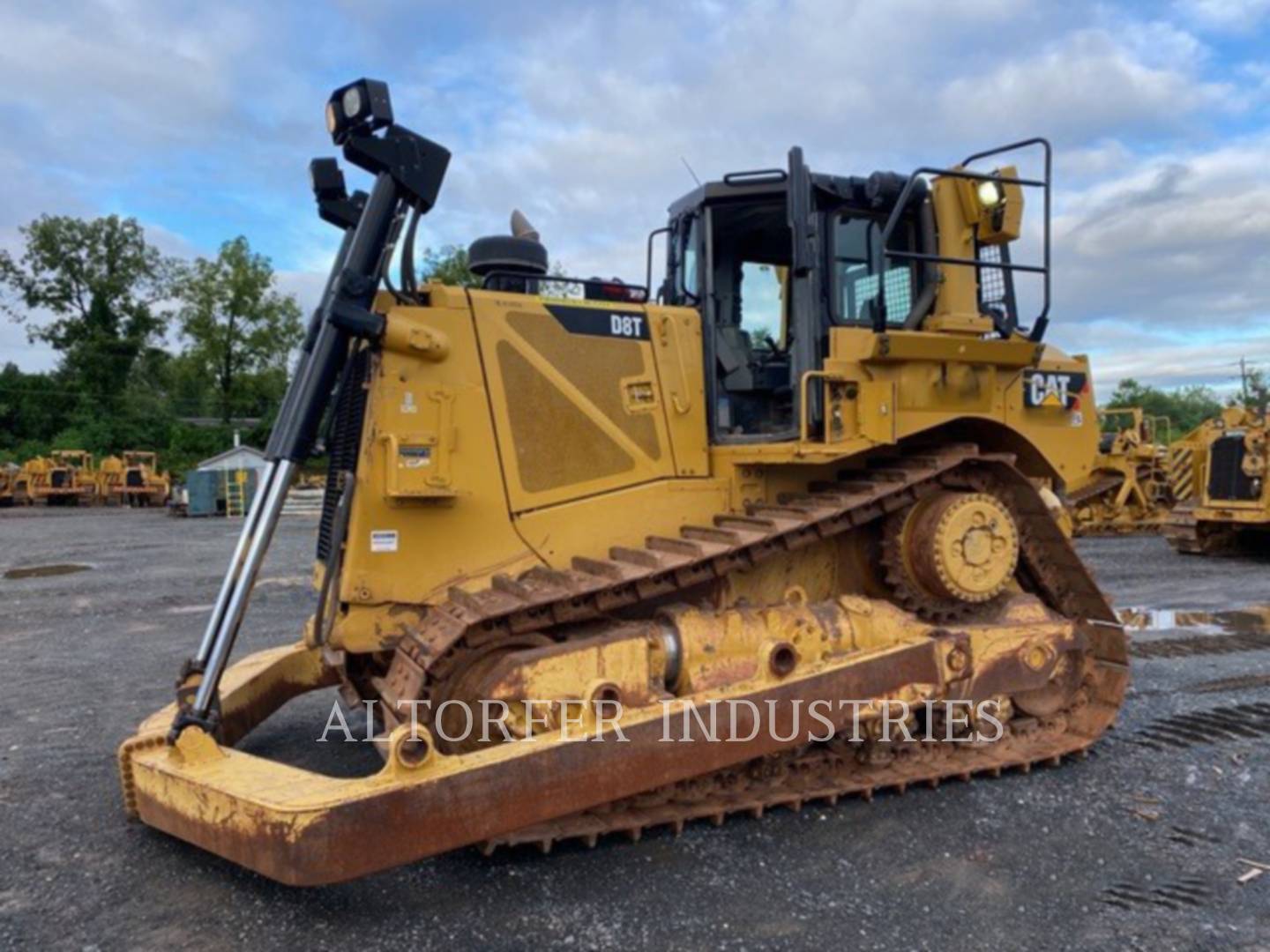 2013 Caterpillar D8T W Dozer