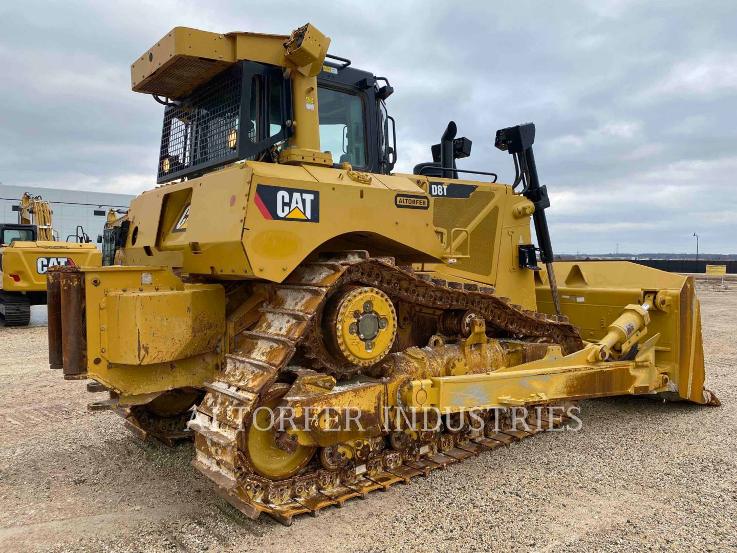 2011 Caterpillar D8T W Dozer