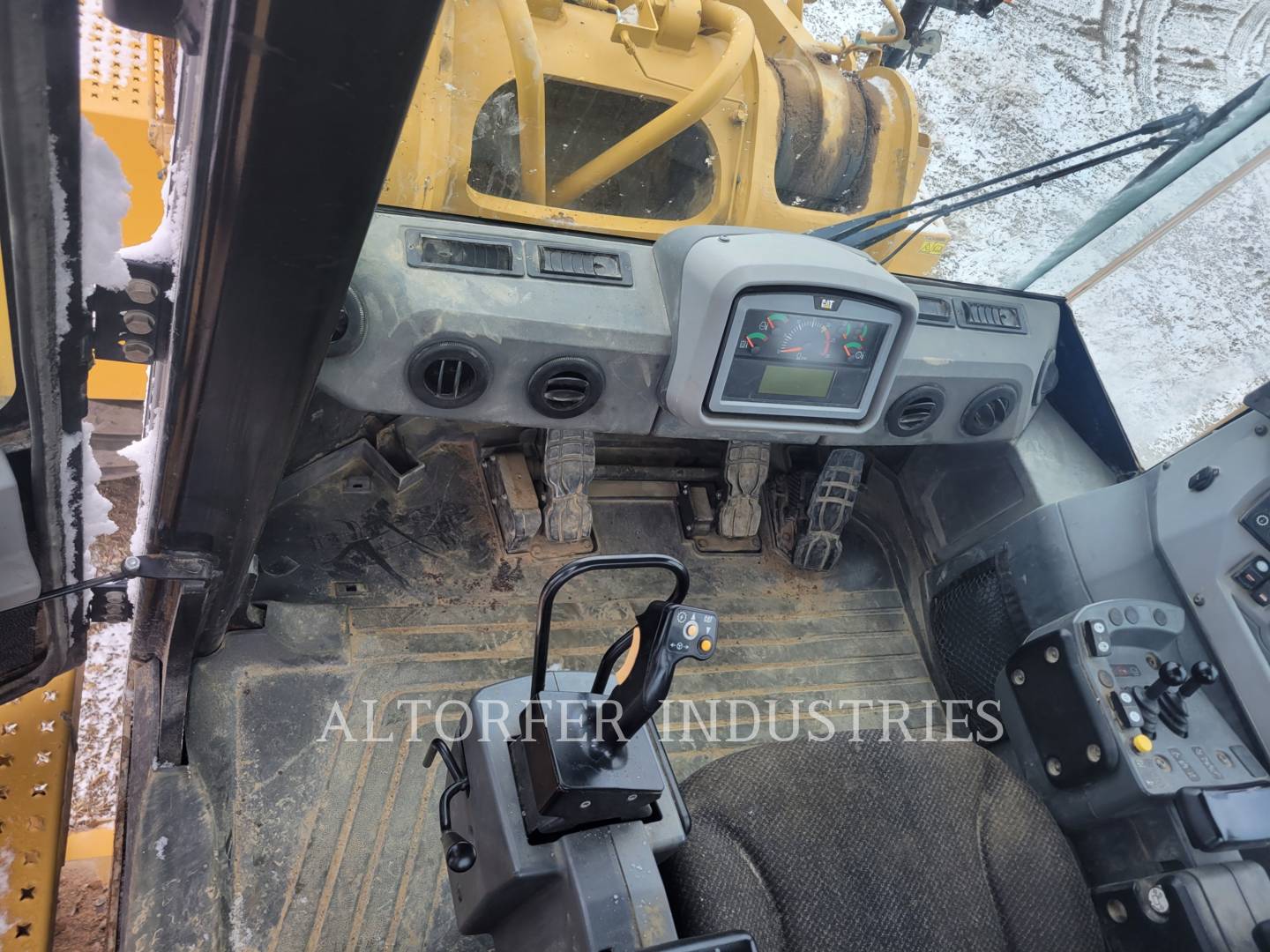 2014 Caterpillar 988K Wheel Loader