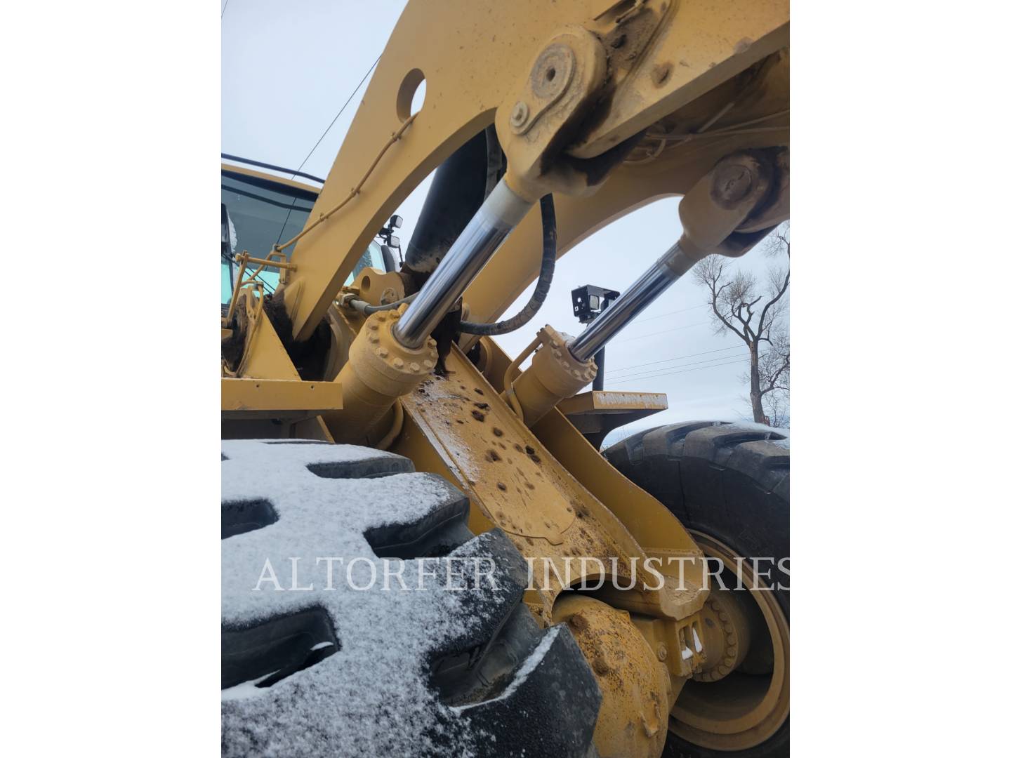 2014 Caterpillar 988K Wheel Loader