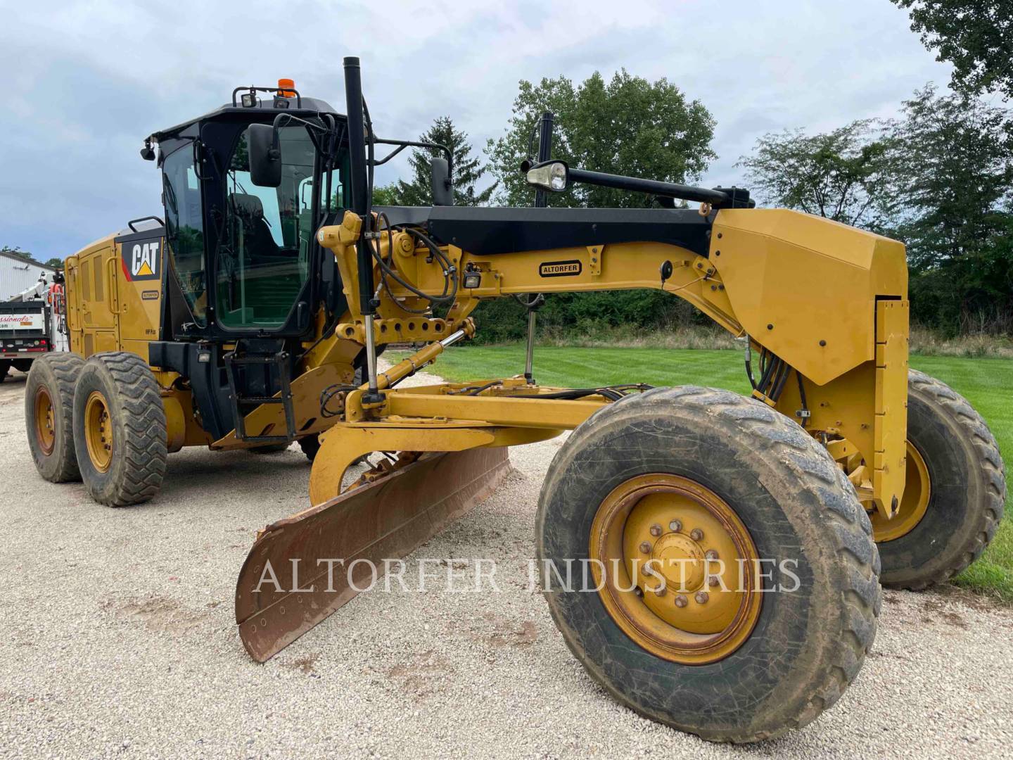 2013 Caterpillar 12M2 Grader - Road