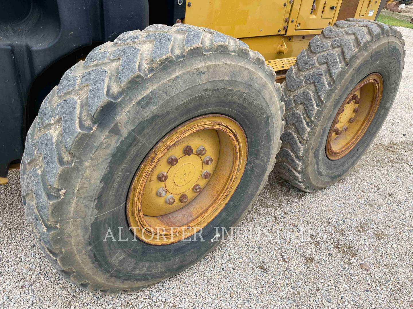 2013 Caterpillar 12M2 Grader - Road