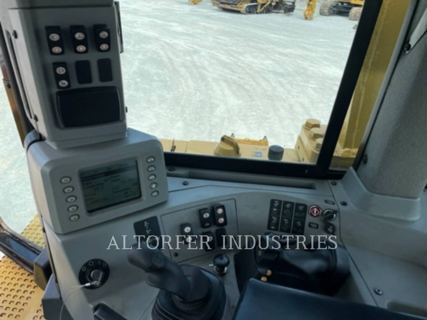 2013 Caterpillar D8T R Dozer