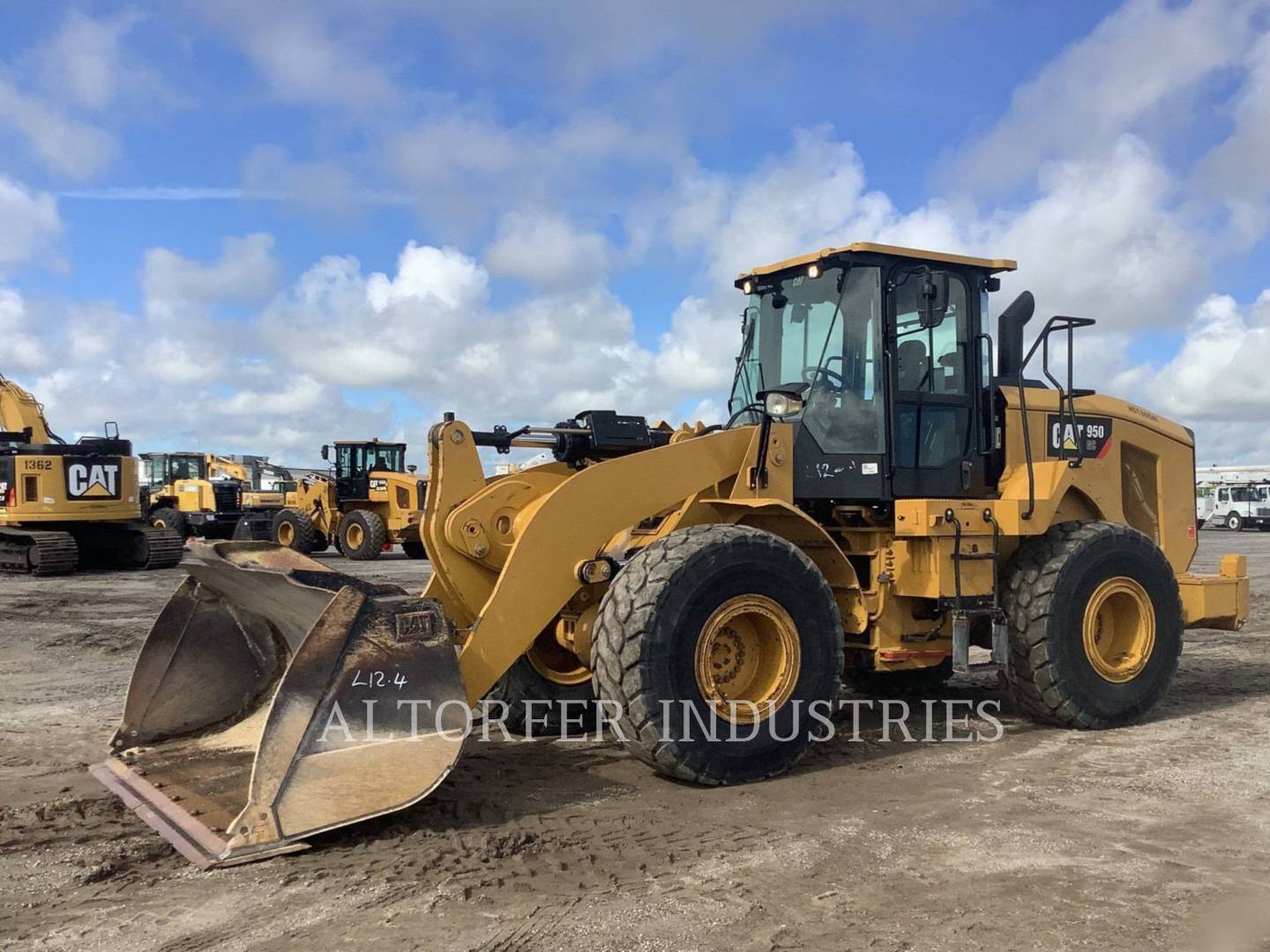 2018 Caterpillar 950GC Wheel Loader