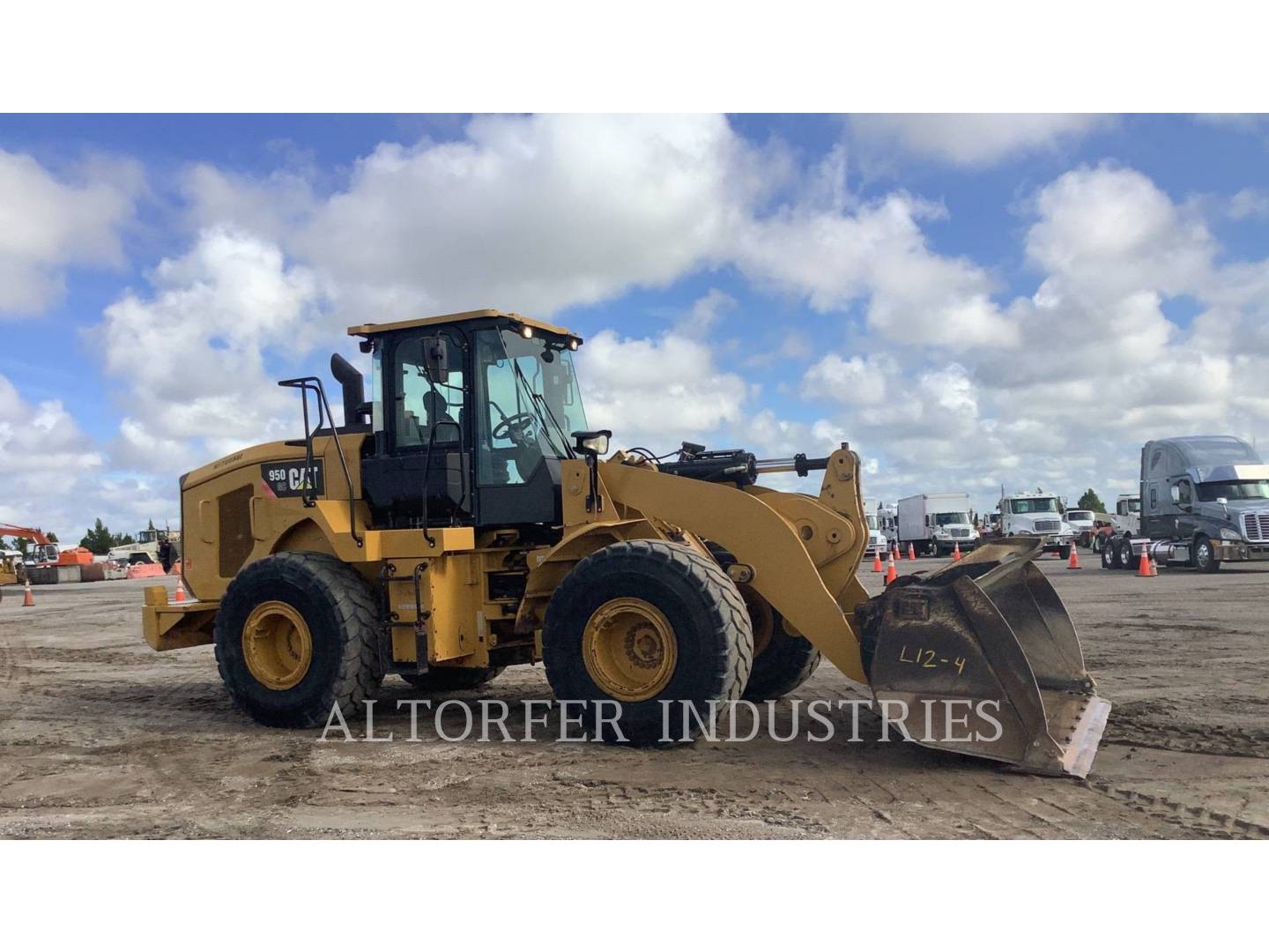 2018 Caterpillar 950GC Wheel Loader