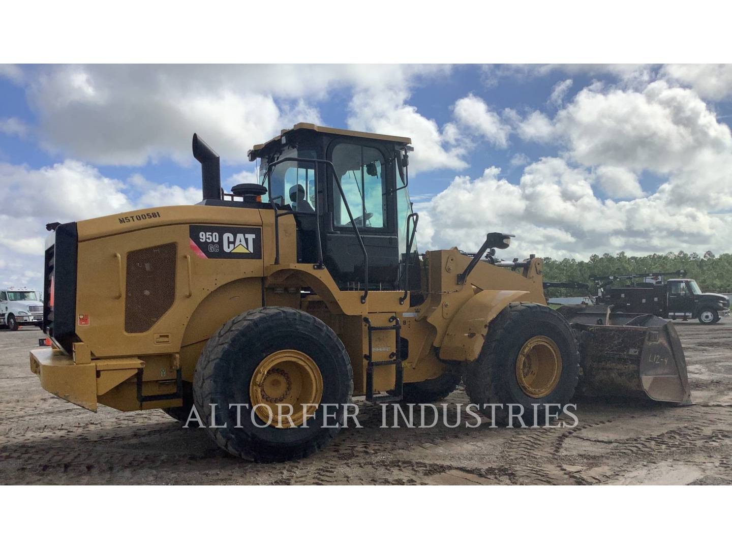 2018 Caterpillar 950GC Wheel Loader