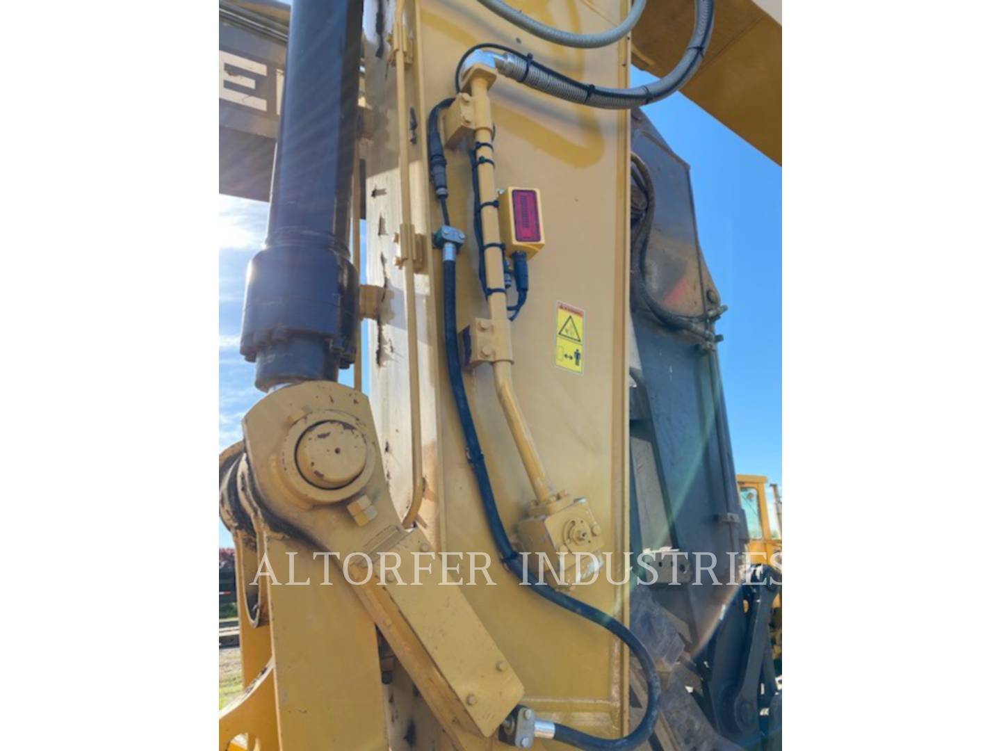 2017 Caterpillar 330FL Excavator