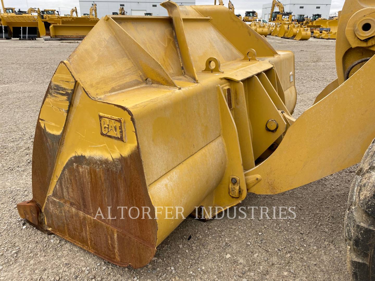 2019 Caterpillar 972M Wheel Loader