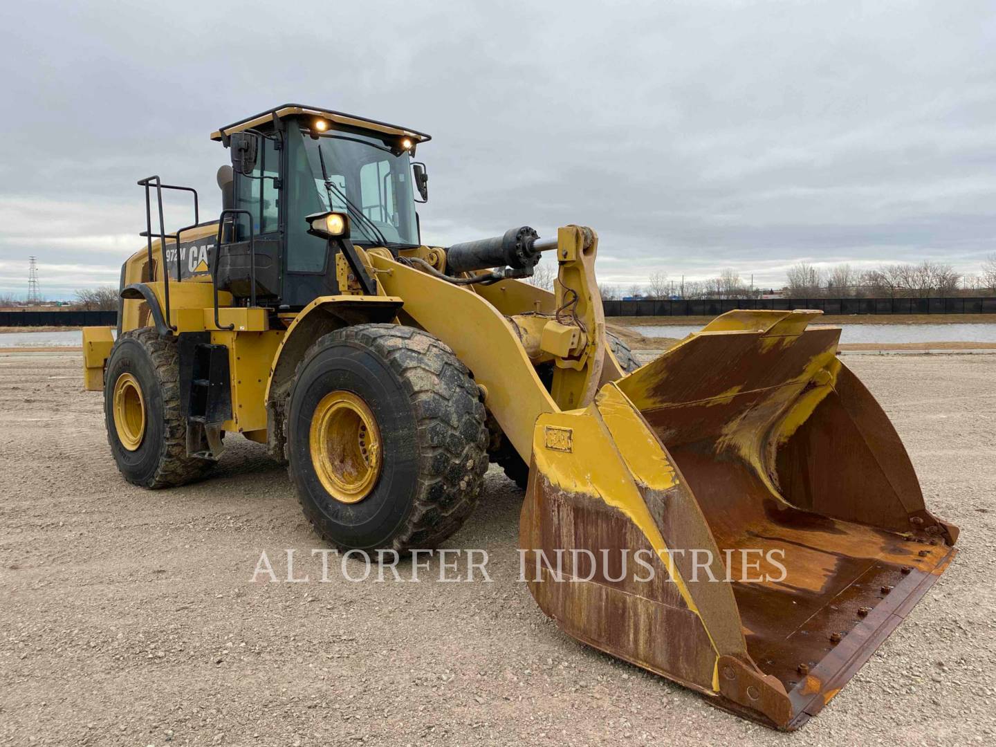 2019 Caterpillar 972M Wheel Loader