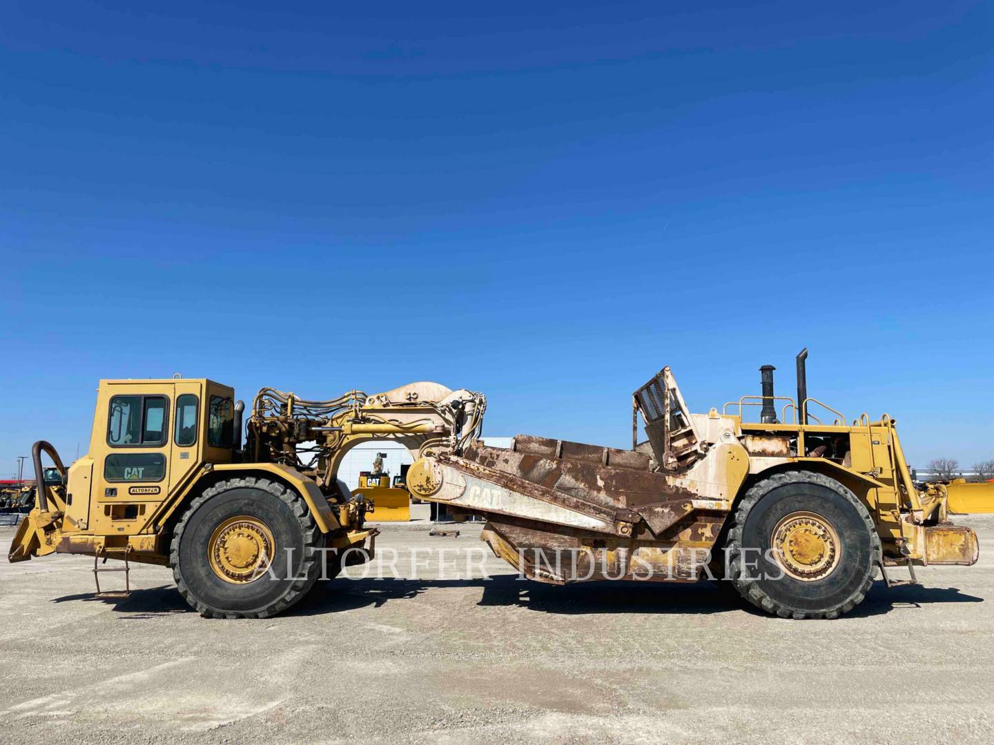 2006 Caterpillar 627G Wheel Tractor