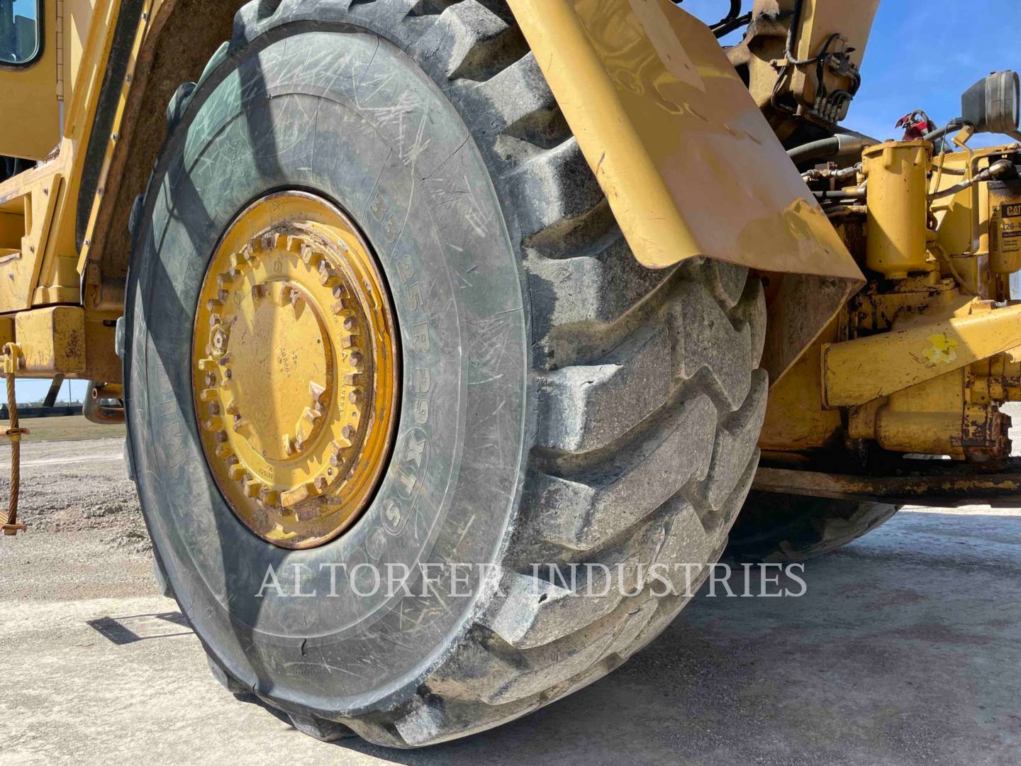 2006 Caterpillar 627G Wheel Tractor