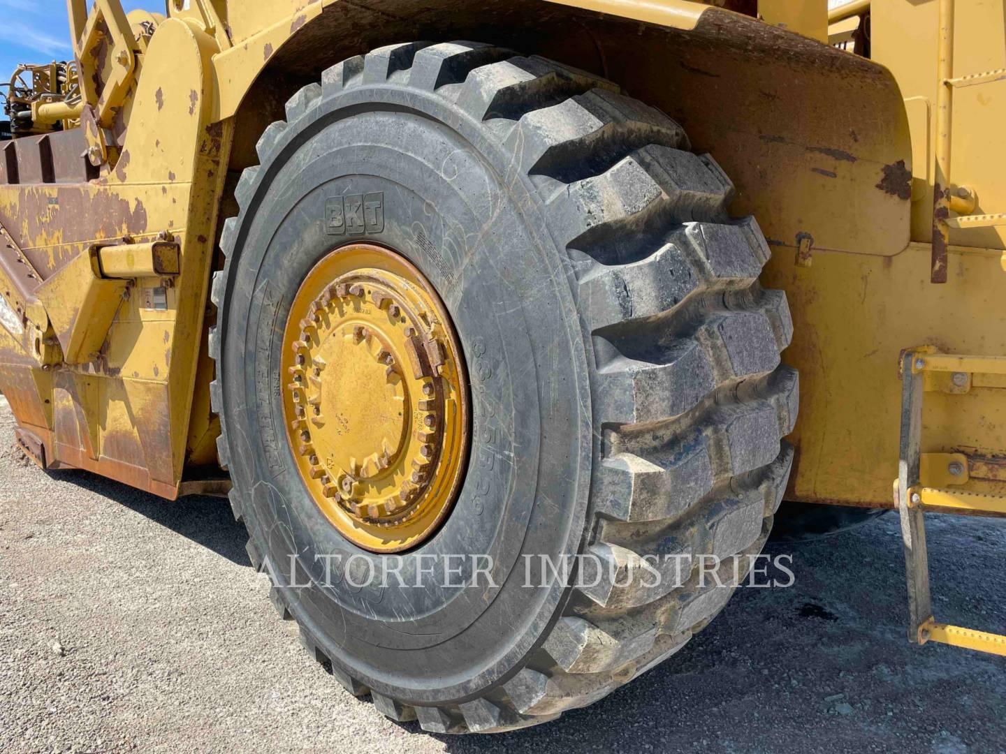 2006 Caterpillar 627G Wheel Tractor