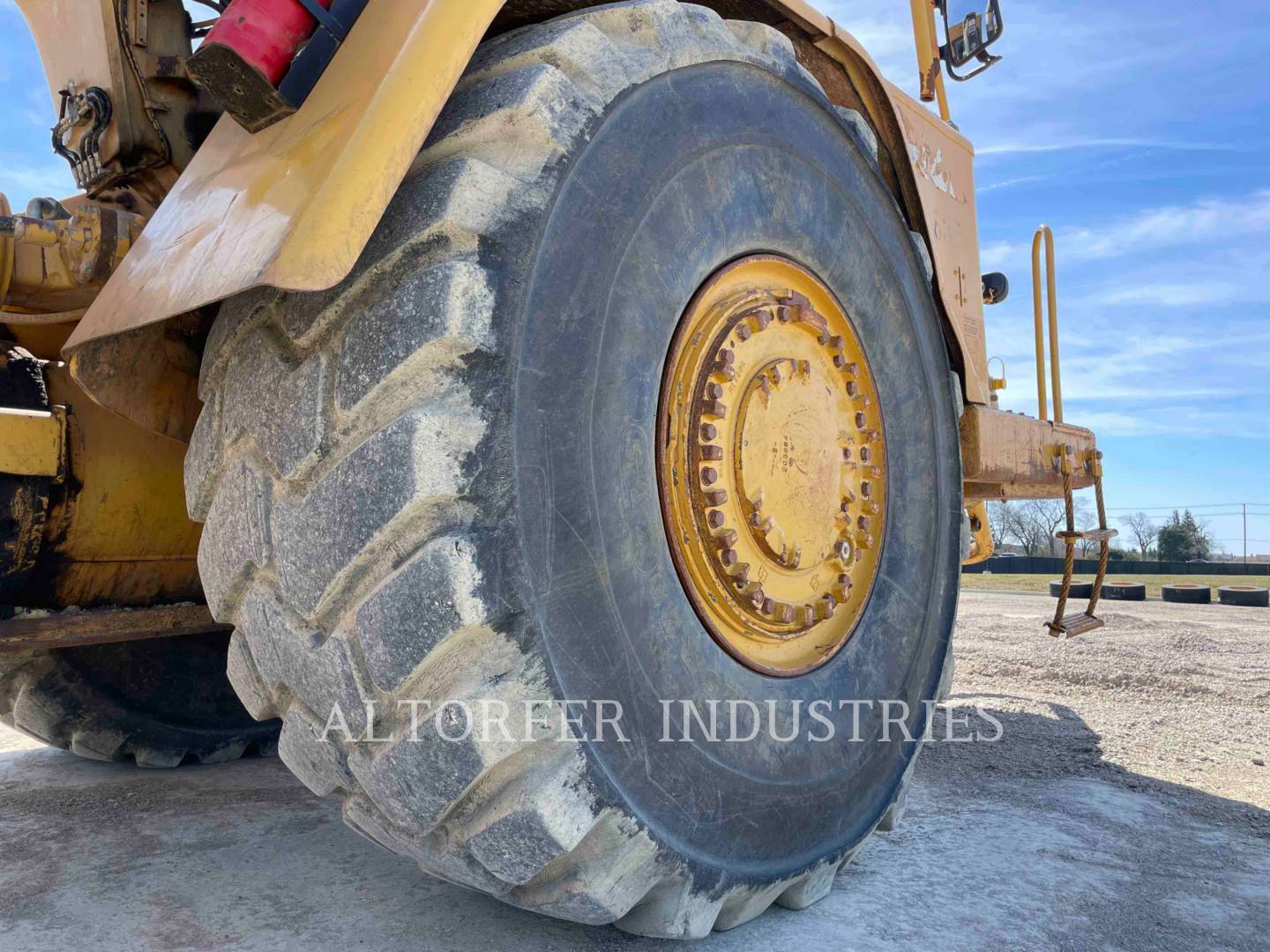 2006 Caterpillar 627G Wheel Tractor