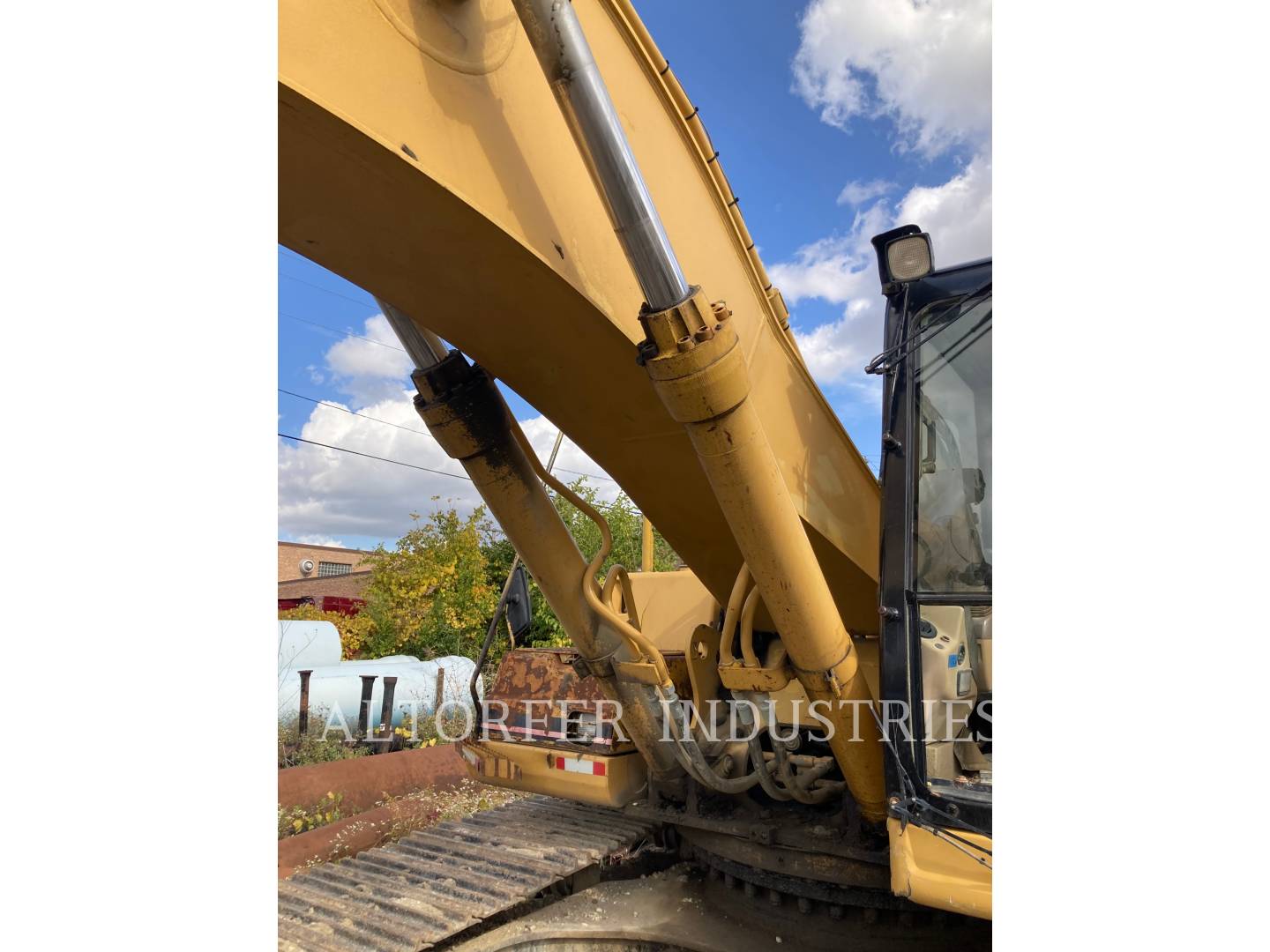 1997 Caterpillar 330BL Excavator