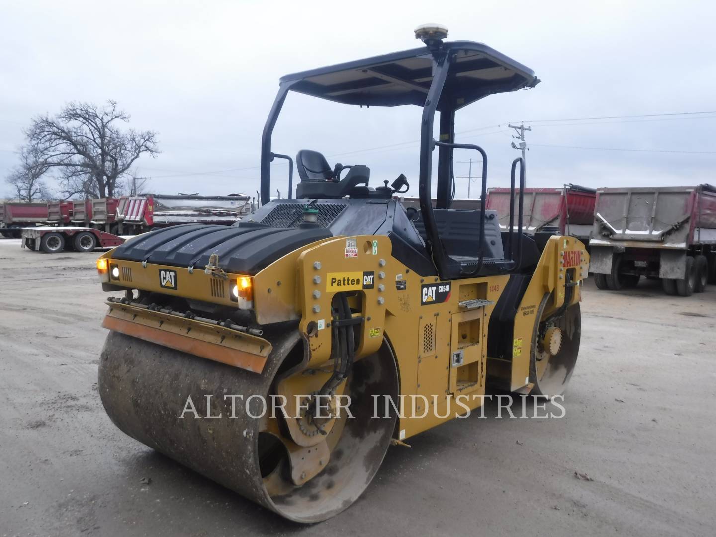 2017 Caterpillar CB54B Vibratory Double