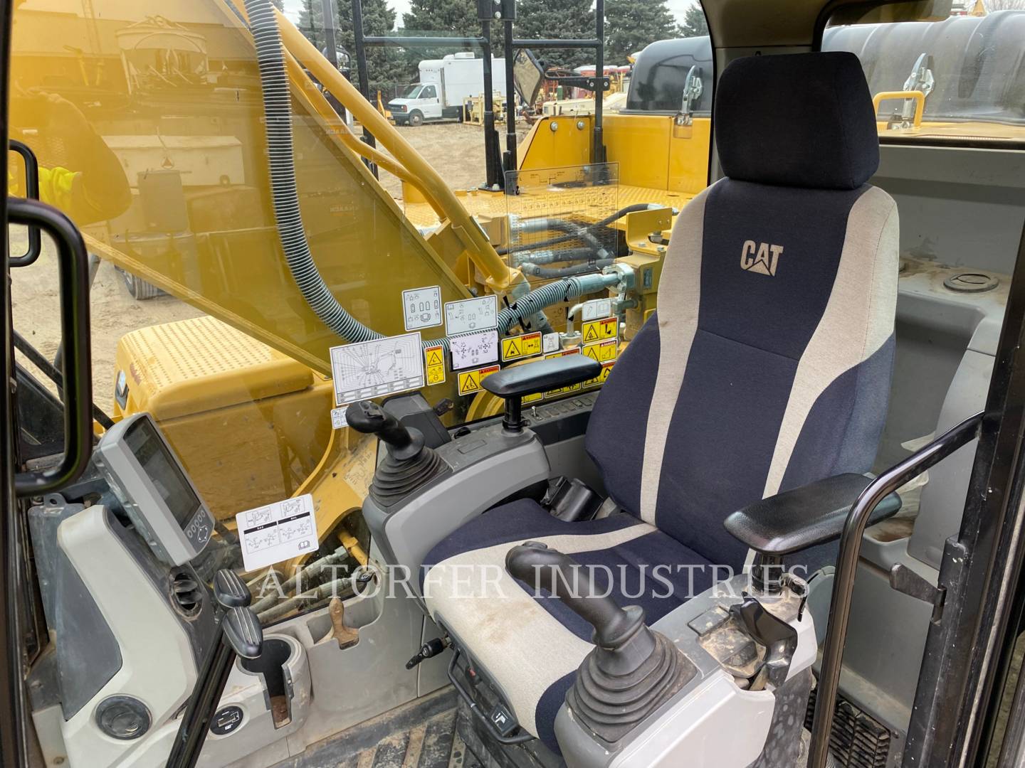 2018 Caterpillar 330FL Excavator