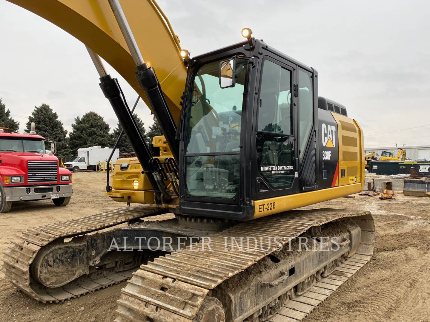 2018 Caterpillar 330FL Excavator