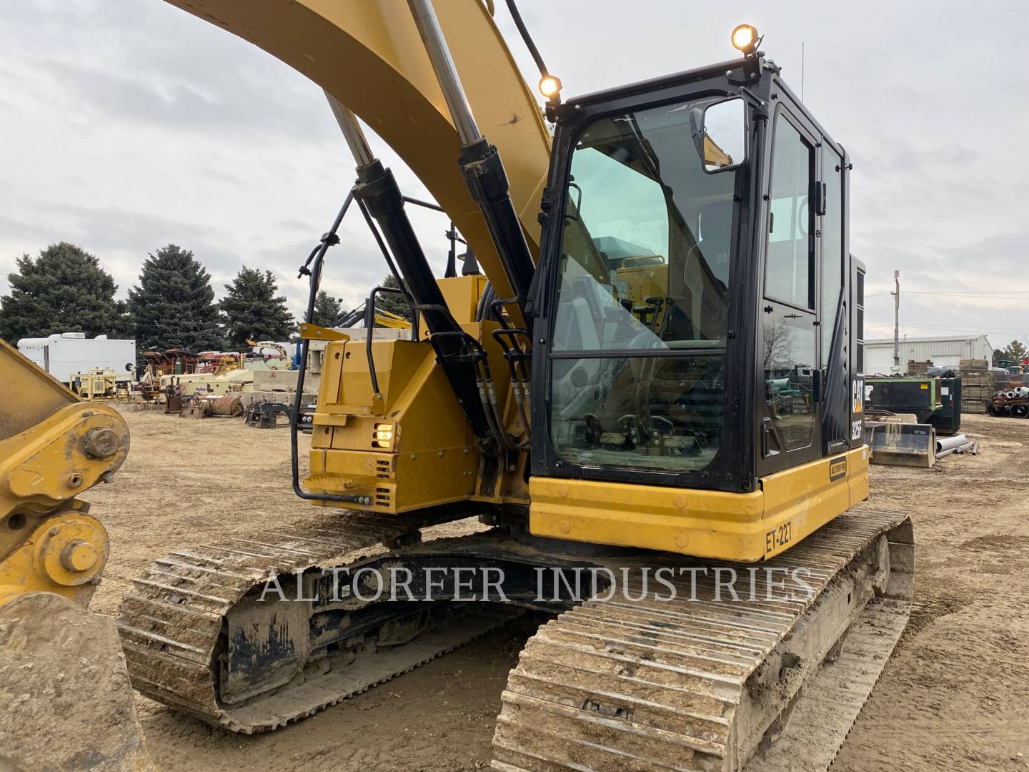 2019 Caterpillar 325FLCR Excavator