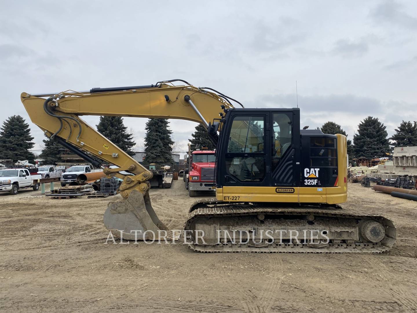 2019 Caterpillar 325FLCR Excavator